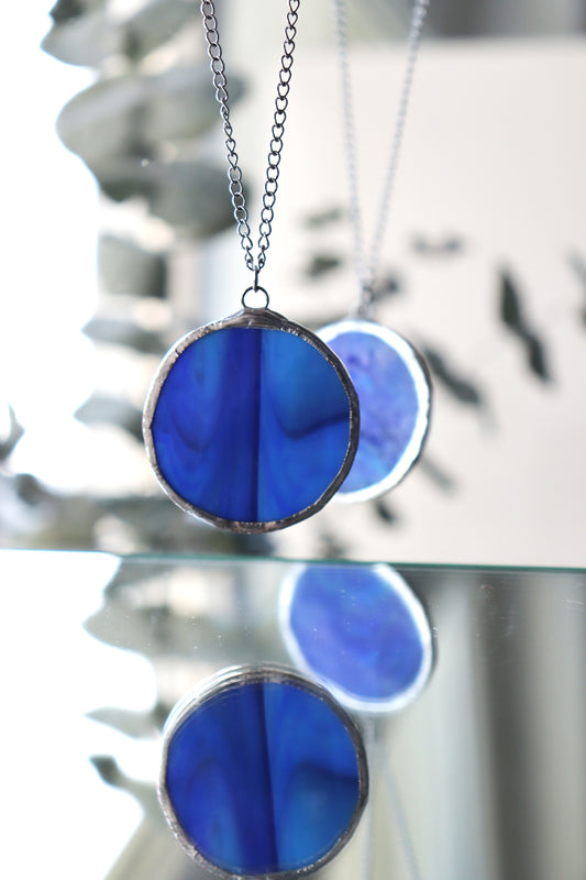 Large circle necklace / Blue