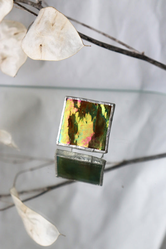 Medium square ring / Iridescent