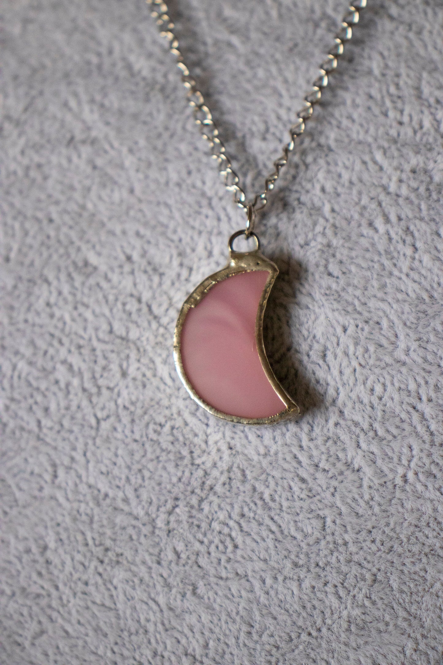 Moon necklace / Light pink