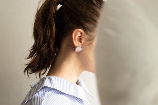 Small circle earrings / Light pink